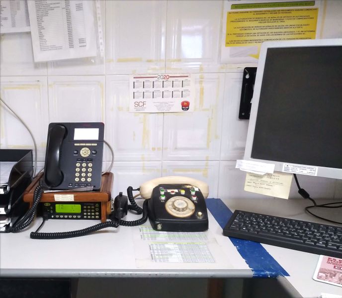 File:Terminales de comunicacion.jpg